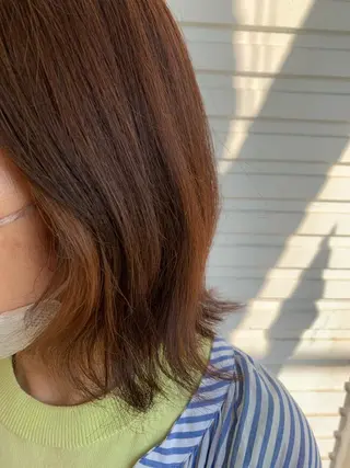 ミディアム ワタナベ アオイのヘアスタイル