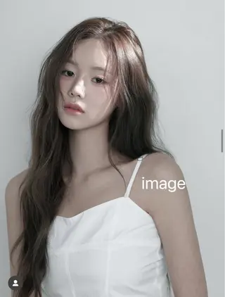 ロング カラー ヘアアレンジ JUNO韓国ヘア MIAN.⋆𝜗𝜚のヘアスタイル