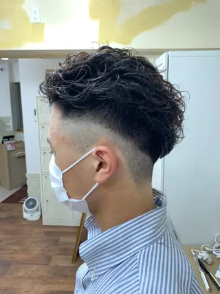 ショート パーマ メンズ クセを最大限に活かす メンズパーマ奈良大祐のヘアスタイル