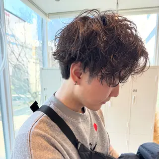 パーマ メンズ yoshi (高橋福博)のヘアスタイル