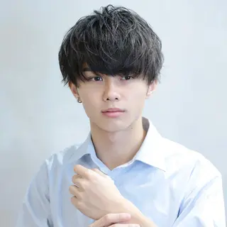 ショート パーマ メンズ 飯塚 想のヘアスタイル