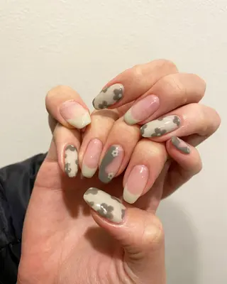 ネイル 表参道colore所属・表参道colore店 REICAのネイルデザイン