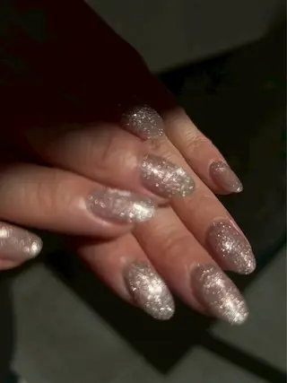 ネイル Nail salon 4［HER.］所属・MIA 𓂃𓈒𓏸のネイルデザイン