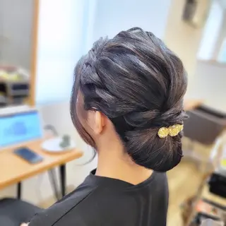 セミロング Agu hair flower所属・E RIのヘアスタイル