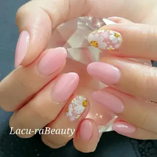 ネイル 小顔と腸の専門店 ラクーラビューティのエステ・リラクイメージ