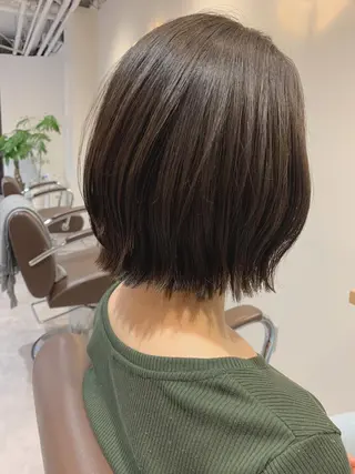 ショート カラー MIA 菅原のヘアスタイル