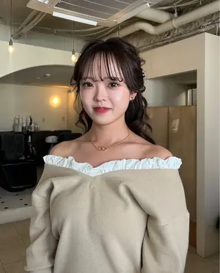 ロング Maho/海外 レイヤー/ハイトーンのヘアスタイル