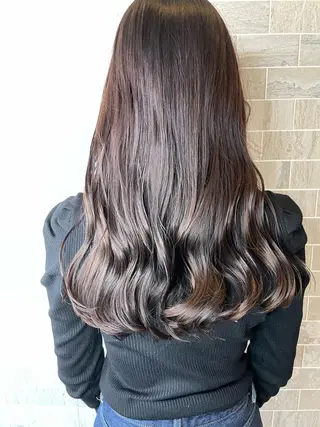 セミロング 栗林 茉那のヘアスタイル