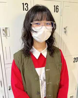 セミロング 石井 菜々のヘアスタイル