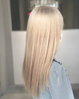 ロング EIGHT 船橋のヘアスタイル