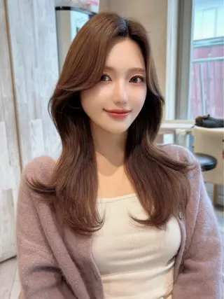 セミロング AINANLY 明治神宮前店所属・似合わせレイヤー モテカラー🤍三科のヘアスタイル