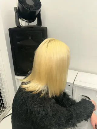 カラー ケアブリーチ/原宿/ MOENOのヘアスタイル