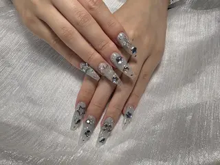 ネイル Yoyo🧚‍♀️ Mina🧚‍♀️のネイルデザイン