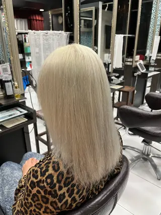 カラー ブリーチモデル募集 リナ🌟のヘアスタイル