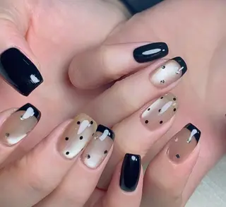 ネイル Pure&Rich Nailのネイルデザイン