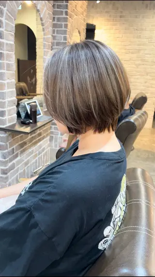 ショート カラー ACROあべの店所属・艶カラー/インナー /グラデ/大西小百合のヘアスタイル