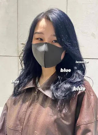 ロング カラー 艶感/ナチュラル 🩵amiのヘアスタイル