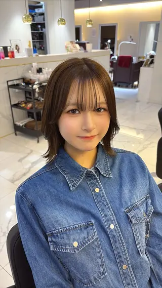 ミディアム RU10©️所属・透明感カラー/大阪 Rieのヘアスタイル
