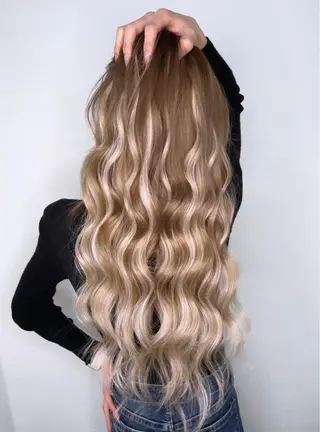 ロング カラー 🧠U-topia 西村彩🧠のヘアスタイル