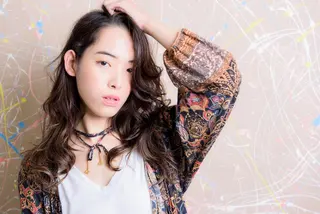 ミディアム 小林 永佳のヘアスタイル