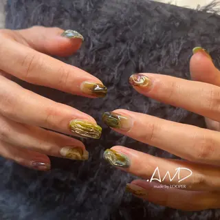 ネイル LOOPER所属・mzh ...のネイルデザイン