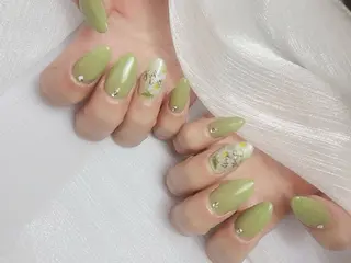 ネイル Angel beauty  Ueno所属・オハナ マルのネイルデザイン