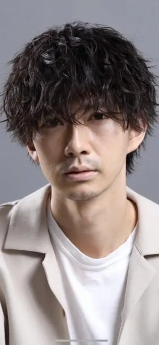 パーマ 板倉 高史郎のヘアスタイル