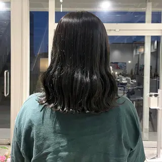 セミロング カラー 林 千聖のヘアスタイル