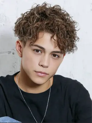 カラー パーマ メンズ 三村 彰吾のヘアスタイル