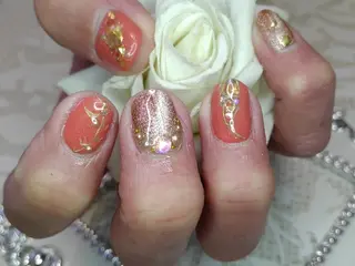 ネイル エステとネイル ローズコンフォートのネイルデザイン