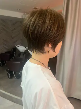 ショート emiwo石川町店所属・秋成 慶多のヘアスタイル