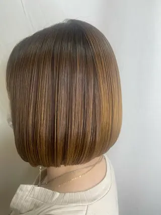 ショート カラー パーマ 髪質改善/縮毛矯正 /ブリーチ矯正/岡部のヘアスタイル
