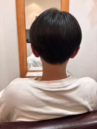 ショート シンセティックヘアデザイン所属・吉井 愛のヘアスタイル