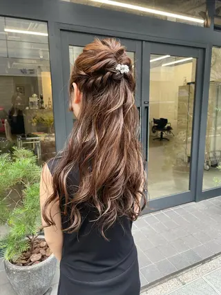 ロング ヘアアレンジ レイヤーパーマ、ボブ 小須田ゆあのヘアスタイル