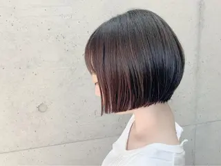 ショート カラー EMANON天神所属・Hitomi Ezakiのヘアスタイル