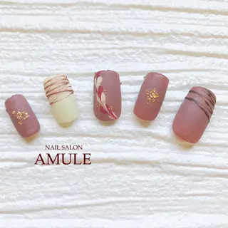 ネイル NAILSALON AMULEのネイルデザイン