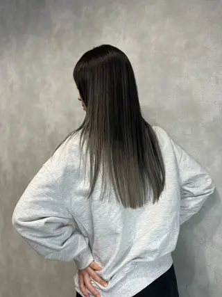 ロング カラー 黒崎 懸のヘアスタイル