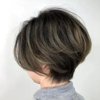 ショート レイヤー⭐️カラー ⭐️平川雅史のヘアスタイル