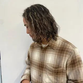 ロング カラー パーマ メンズ un.所属・un. aiのヘアスタイル