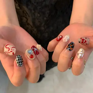 ネイル 栗田 ゆう子のネイルデザイン