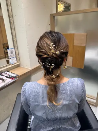 ヘアアレンジ 透明感カラー/顔周り カット/レイヤーにかのヘアスタイル