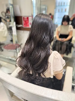 ロング パーマ コテ巻き風パーマ/ キミシマカイトのヘアスタイル