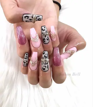 ネイル Bell 富田林店 SAYAKAのネイルデザイン