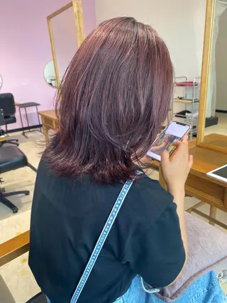 ミディアム カラー 藤井 貴美子のヘアスタイル