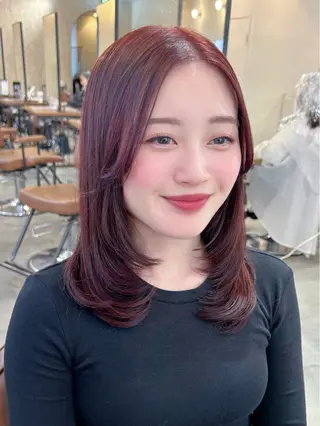 ミディアム 梅田/透明感カラー ボブレイヤーきょうかのヘアスタイル