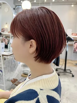ショート カラー 深町 敬子のヘアスタイル
