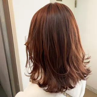 ミディアム Re:MAKE所属・ジャニヲタ美容師 推しカラー中平海帆のヘアスタイル