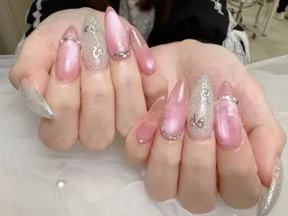 ネイル lucky nail 歌舞伎町のネイルデザイン