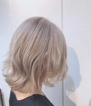 ミディアム カラー ヘアアレンジ マツエク・マツパ CheRiR【シェリール】所属・cherir髪質改善 パーソナルカラー診断のヘアスタイル