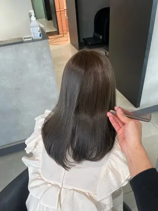 カラー offwhite Nano🪩🧡のヘアスタイル